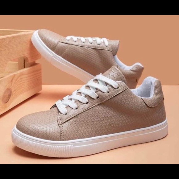 SheIn Snakeskin Sneakers - Picture 2 of 2
